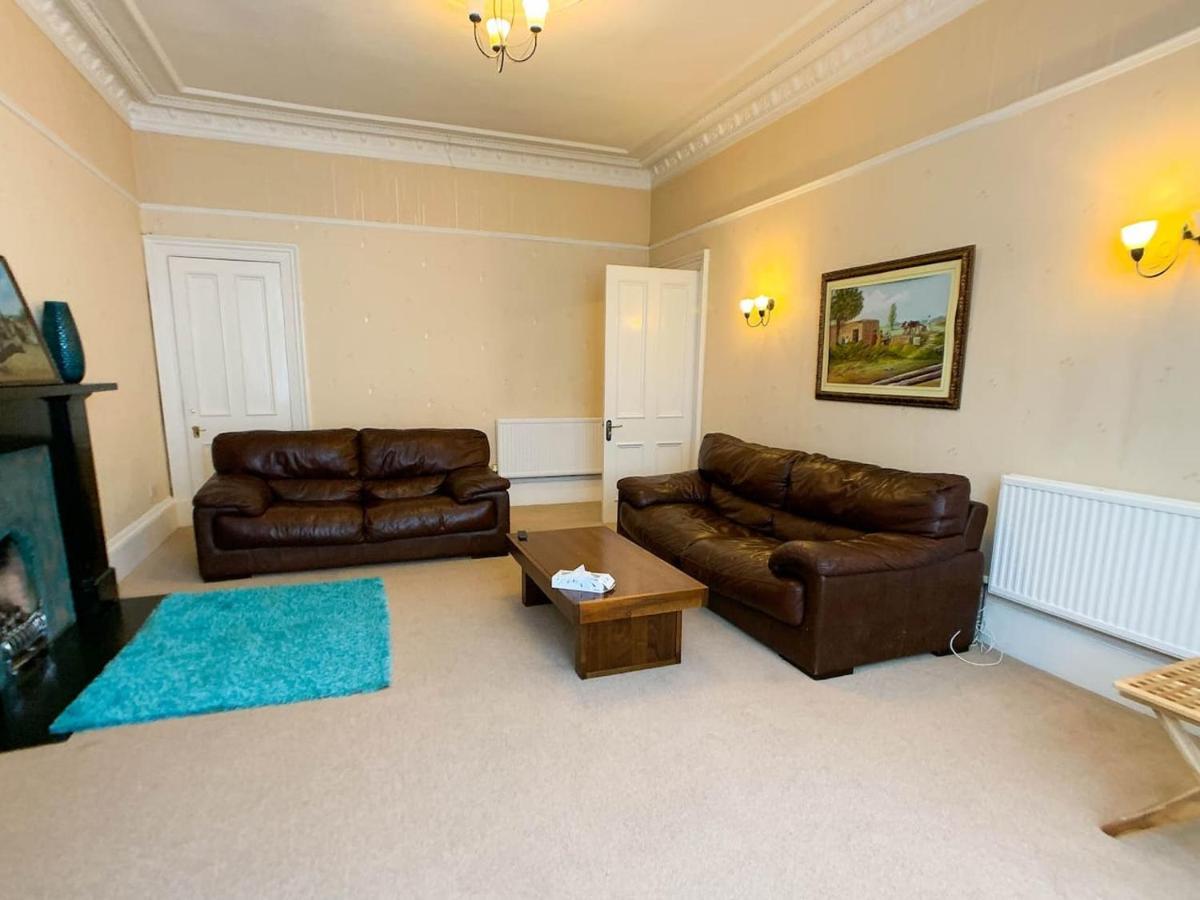 Large Glasgow South Family Home - Free Parking Exterior foto